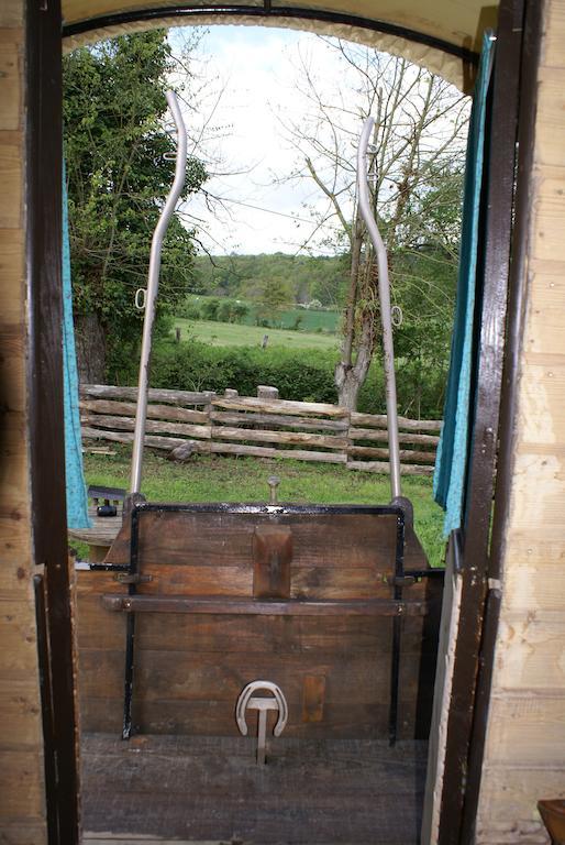 Le Refuge Du Clos Du Moulin Brionne Bilik gambar